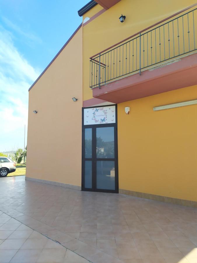 Rainbow Apartment Scordia Exterior photo